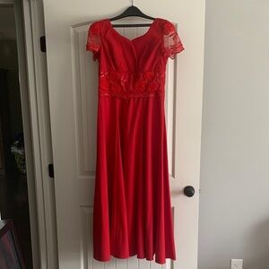 Elegant Red Crepe and Lace Formal